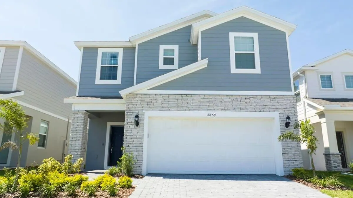 4458 Brand New Home Perfect For Your Family Davenport